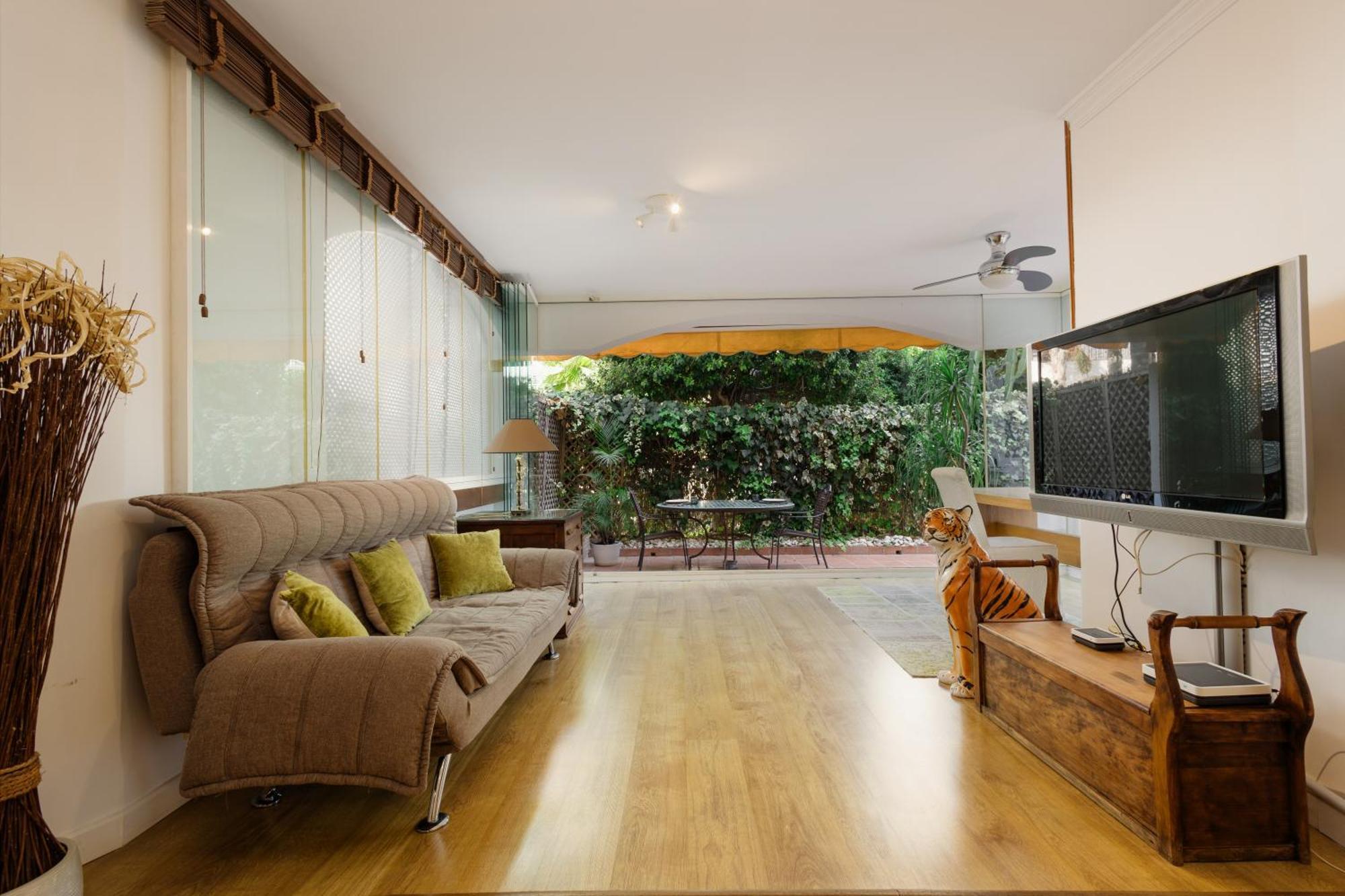 Ground Floor Holiday Apartment With Terrace And Pool In Puerto Banus, Марбелья Экстерьер фото